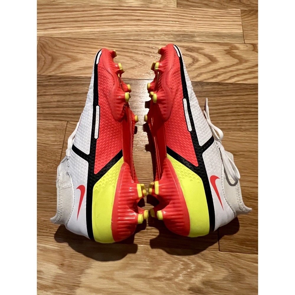 Nike Phantom GT2 Academy Cleat Men's Size 6/ DCO759-167